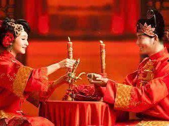 喝交杯酒图片,交杯酒见证爱情永恒