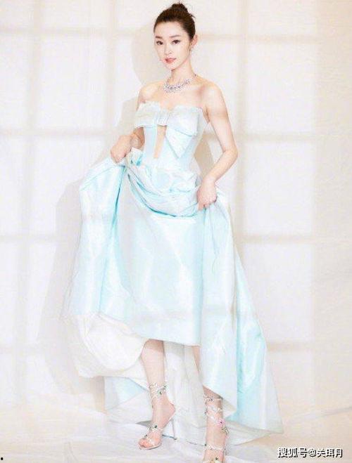 梁洁演员比基尼照片